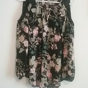 Black floral top